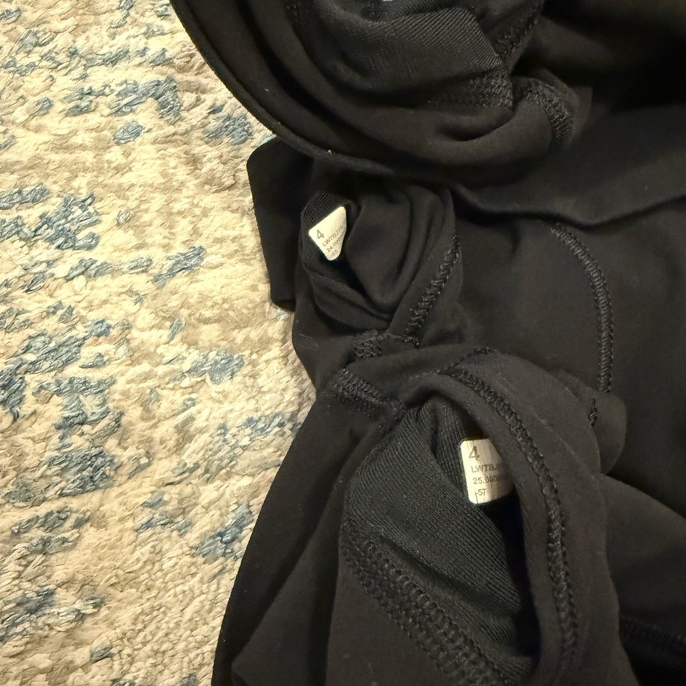lululemon athletica High Rise 4” Shorts - Picture 3 of 3